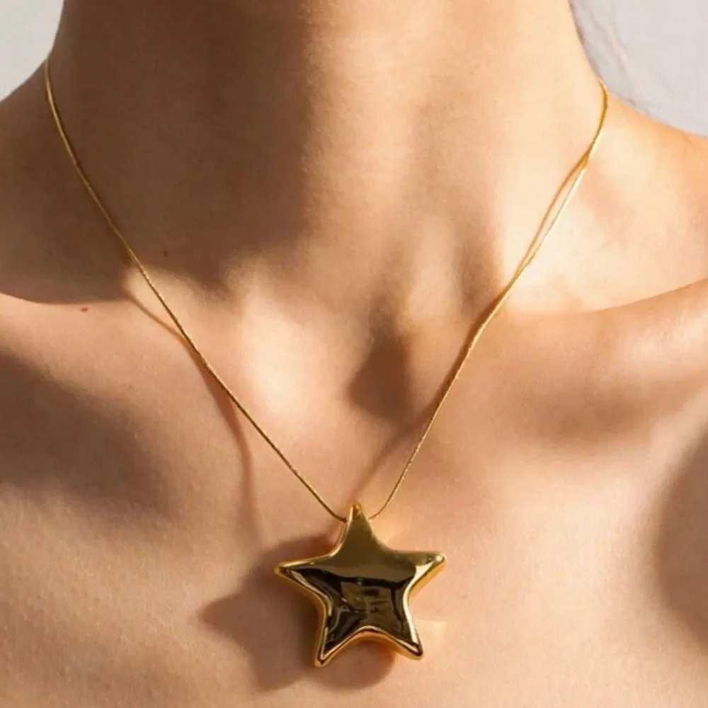 Gold star necklace #1129